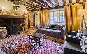 Host & Stay - The Bell House